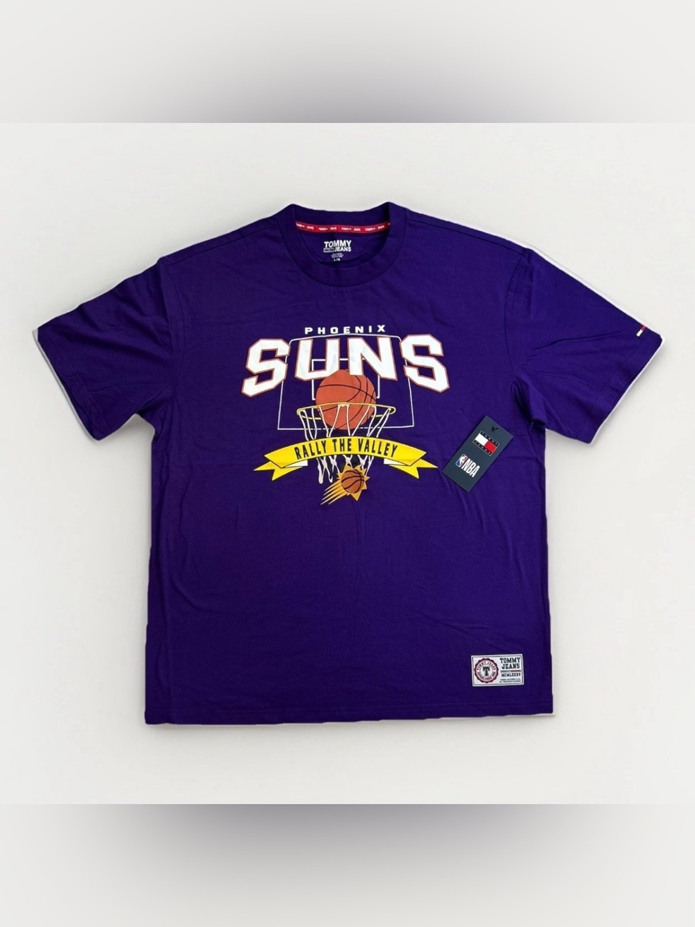 NBA Tommy Jeans Phoenix Suns Purple Graphic Tee Brand New Mens Large